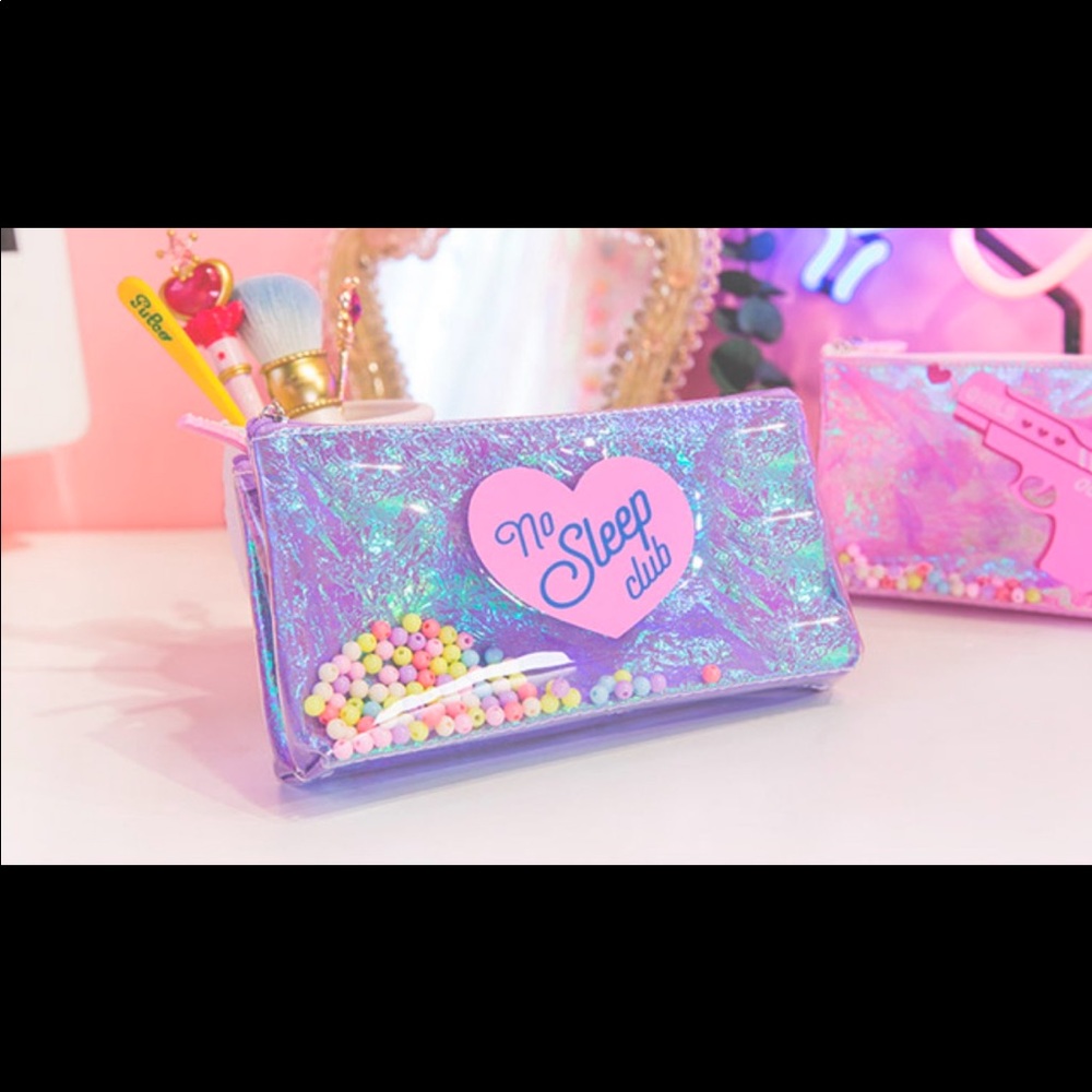 HOLOGRAM POUCH Pen case